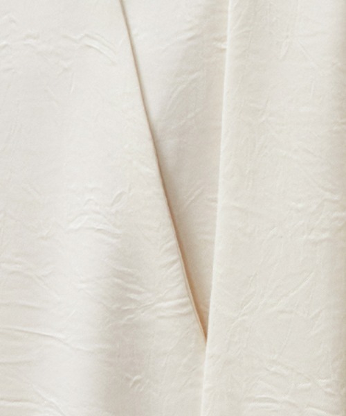 AMAJI(アマジ)の「リボンタイデザインブラウス(シャツ/ブラウス・レディース・ホワイト/ベージュ・SMALL/MEDIUM/LARGE/X-LARGE)」の12枚目の写真