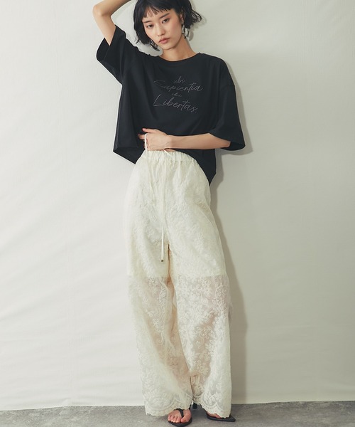 ANOTHER S(アナザーエス)の「刺繍ロゴTシャツ(Tシャツ/カットソー・レディース・オフホワイト/ブラック・M)」の3枚目の写真