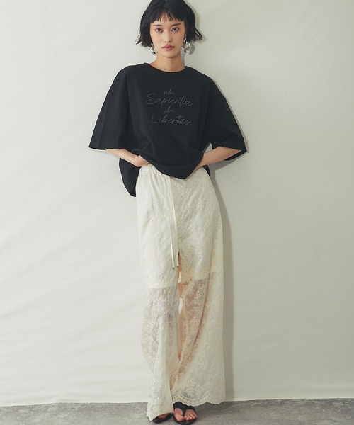 ANOTHER S(アナザーエス)の「刺繍ロゴTシャツ(Tシャツ/カットソー・レディース・オフホワイト/ブラック・M)」の6枚目の写真