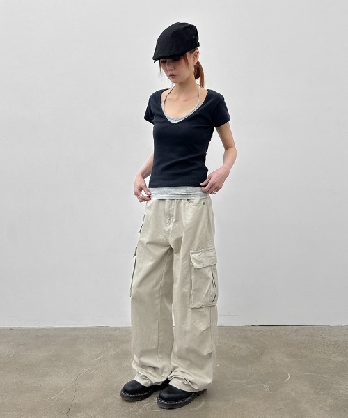 BLACKUP（ブラックアップ）の「[MADE] ダーツビーディープVネック半袖Tシャツ（Tシャツ/カットソー・レディース・ブルーグリーン/ブラック/ネイビー/グレー/クリーム・FREE）」の12枚目の写真