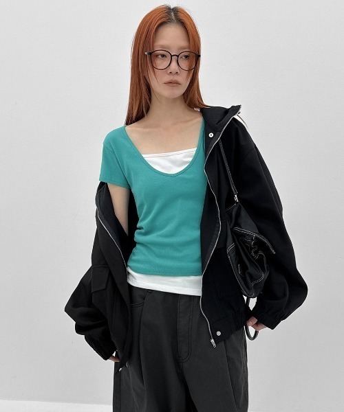 BLACKUP（ブラックアップ）の「[MADE] ダーツビーディープVネック半袖Tシャツ（Tシャツ/カットソー・レディース・ブルーグリーン/ブラック/ネイビー/グレー/クリーム・FREE）」の18枚目の写真