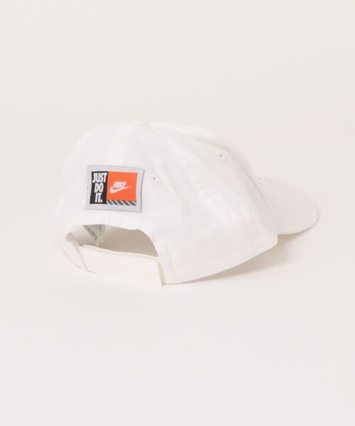 NIKE(ナイキ)の「NIKE/ナイキ NAN STATEMENT PATCH CLUB キッズ キャップ 8A3159-001(キャップ・キッズ・ホワイト・FREE)」の2枚目の写真