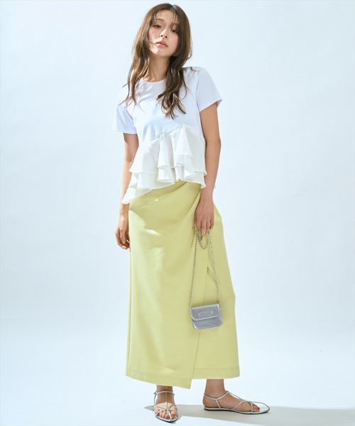 AND COUTURE(アンドクチュール)の「ハイストレッチタックストレートスカート(スカート・レディース・イエロー/チャコールグレー・SMALL/MEDIUM)」の22枚目の写真