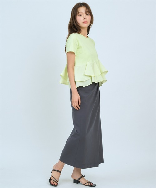 AND COUTURE(アンドクチュール)の「ハイストレッチタックストレートスカート(スカート・レディース・イエロー/チャコールグレー・SMALL/MEDIUM)」の13枚目の写真