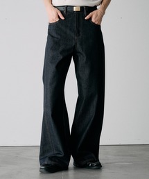 Adoon plain（アドーンプレーン）の「SLIM FIT CURVED RIGIT DENIM / スリムフィットカーブデザインリジットデニム（デニムパンツ）」