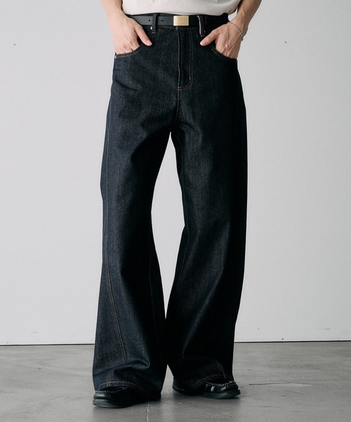 Adoon plain(アドーンプレーン)の「SLIM FIT CURVED RIGIT DENIM / スリムフィットカーブデザインリジットデニム(デニムパンツ・メンズ・インディゴブルー/ブラック・LARGE/MEDIUM/SMALL)」の1枚目の写真