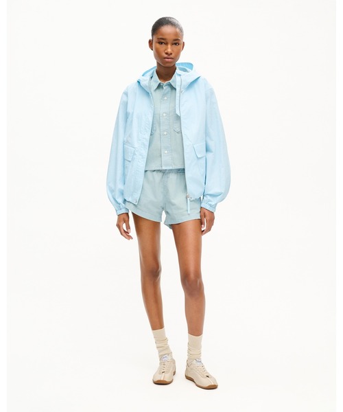 KENZO(ケンゾー)の「'KENZO Signature' ショート ウインドブレーカー(その他アウター・レディース・ブルー系その他・MEDIUM/X-SMALL/SMALL)」の5枚目の写真