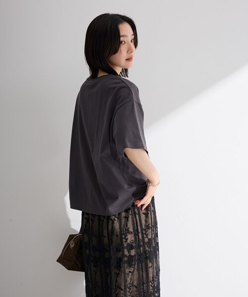 Green Parks(グリーンパークス)の「さがら刺繍Tシャツ(Tシャツ/カットソー・レディース・チャコールグレー/ホワイト/ホワイト系その他・FREE)」の22枚目の写真