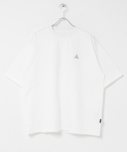 URBAN RESEARCH(アーバンリサーチ)の「LAKE SEEKERS クイックドライ SS TEE(Tシャツ/カットソー・メンズ・ホワイト系その他/ホワイト/チャコールグレー/グレー/ブラック・MEDIUM/X-LARGE/LARGE)」の2枚目の写真