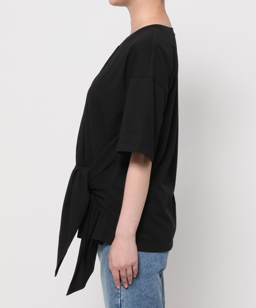 LAKOLE(ラコレ)の「ノットデザインT / 692964(Tシャツ/カットソー・レディース・オフホワイト/ブラック/ベージュ・FREE)」の10枚目の写真