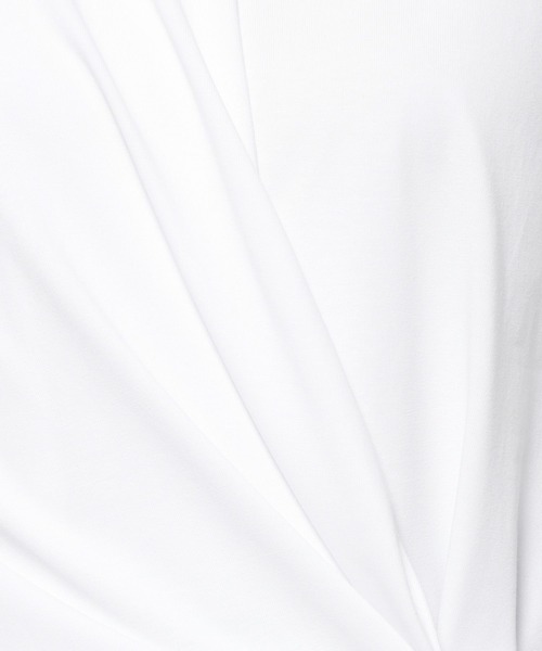 LAKOLE(ラコレ)の「ノットデザインT / 692964(Tシャツ/カットソー・レディース・オフホワイト/ブラック/ベージュ・FREE)」の6枚目の写真