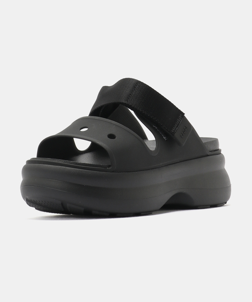 crocs（クロックス）の「Crocs SOHO TWO STRAP SANDAL 212861-001（サンダル・レディース・ブラック・24cm/23cm/22cm）」の2枚目の写真