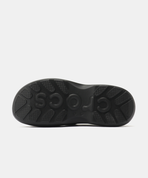 crocs（クロックス）の「Crocs SOHO TWO STRAP SANDAL 212861-001（サンダル・レディース・ブラック・24cm/23cm/22cm）」の4枚目の写真