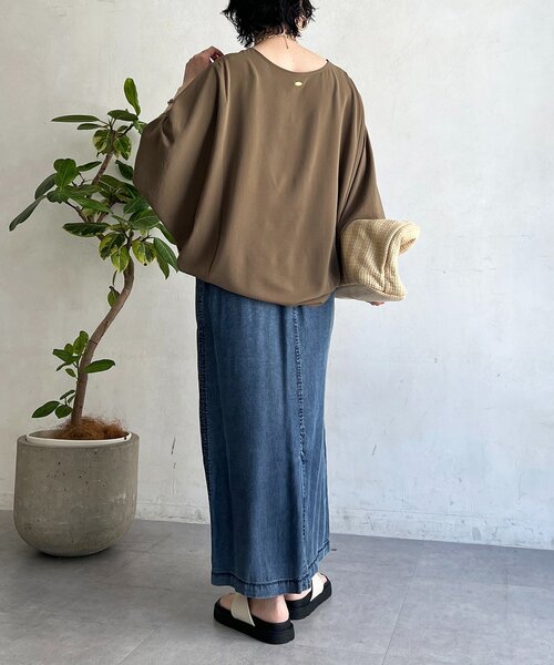 un dix cors(アンディコール)の「ワッシャーストレッチプルオーバー(シャツ/ブラウス・レディース・ブラック/モカ/チャコールグレー・FREE)」の18枚目の写真