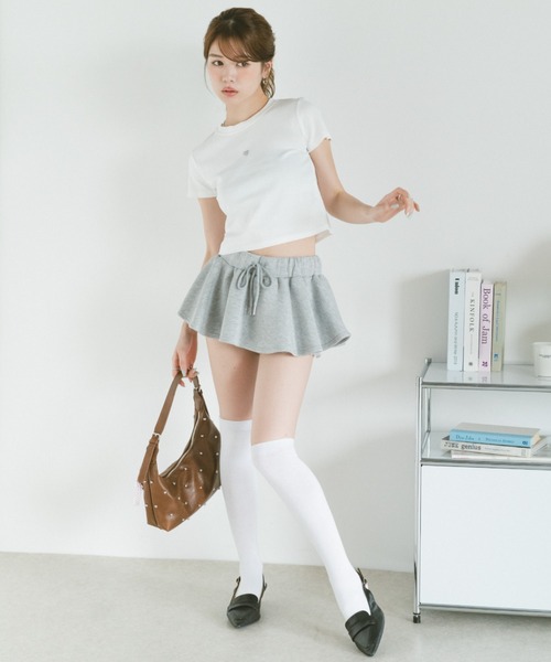 VANNIE U(ヴァニーユー)の「ハートストーンコンパクトTシャツ(Tシャツ/カットソー・レディース・ブラック/ホワイト/グレー・FREE)」の14枚目の写真
