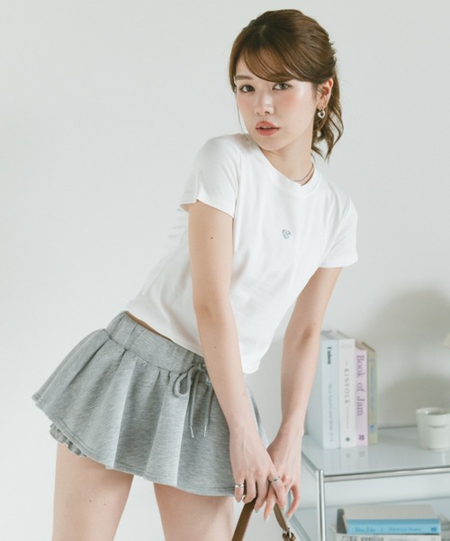 VANNIE U(ヴァニーユー)の「ハートストーンコンパクトTシャツ(Tシャツ/カットソー・レディース・ブラック/ホワイト/グレー・FREE)」の9枚目の写真