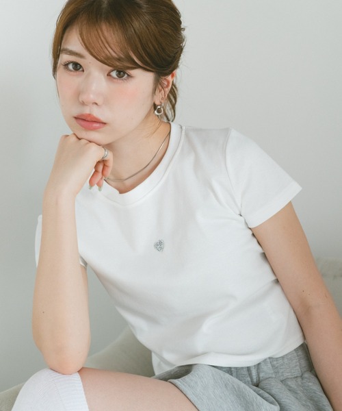 VANNIE U(ヴァニーユー)の「ハートストーンコンパクトTシャツ(Tシャツ/カットソー・レディース・ブラック/ホワイト/グレー・FREE)」の18枚目の写真