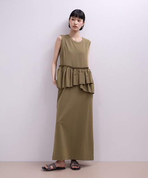 ADAM ET ROPE'（アダムエロペ）の「【WEB限定】ペプラムロングワンピース（ワンピース・レディース・チャコールグレー/ブラウン/ブラック・FREE）」の11枚目の写真