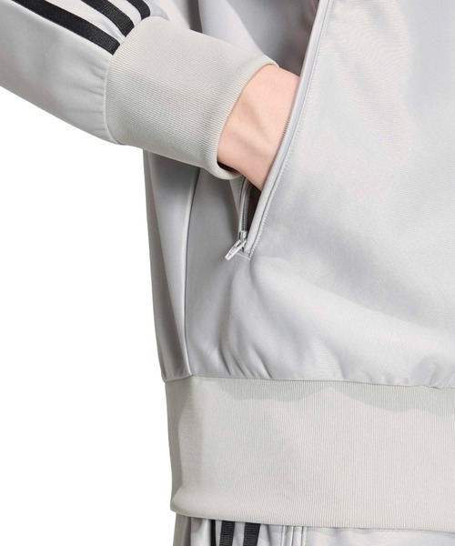 adidas(アディダス)の「adidas FIREBIRD METALLIC TRACK TOP / アディダス ファイヤーバード メタリック トラックトップ(ジャージ・メンズ・グレー・L/M/S/3XL/XXL/XL)」の6枚目の写真