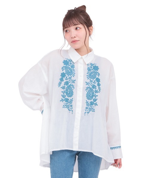 チチカカ(チチカカ)の「Rico ペイスリーフロル刺繍フレアシャツ(シャツ/ブラウス・レディース・ブラック/ライトブルー/アイボリー・FREE)」の10枚目の写真