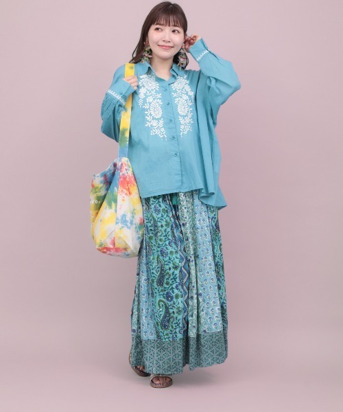 チチカカ(チチカカ)の「Rico ペイスリーフロル刺繍フレアシャツ(シャツ/ブラウス・レディース・ブラック/ライトブルー/アイボリー・FREE)」の8枚目の写真