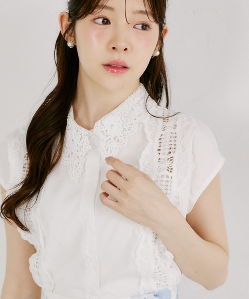 tocco closet（トッコ　クローゼット）の「【ZOZO限定】フラワーレース襟ノースリブラウス（シャツ/ブラウス・レディース・ブラック/ストライプ/ホワイト・M）」の7枚目の写真