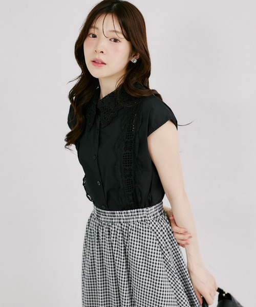 tocco closet（トッコ　クローゼット）の「【ZOZO限定】フラワーレース襟ノースリブラウス（シャツ/ブラウス・レディース・ブラック/ストライプ/ホワイト・M）」の13枚目の写真