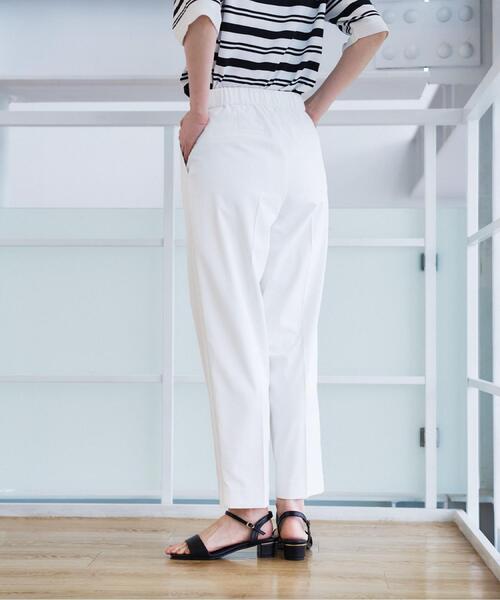 grove(グローブ)の「【白でも透けにくい・多機能】テーパードパンツ(その他パンツ・レディース・オフホワイト/ライトベージュ・01/02/05/04/03)」の4枚目の写真