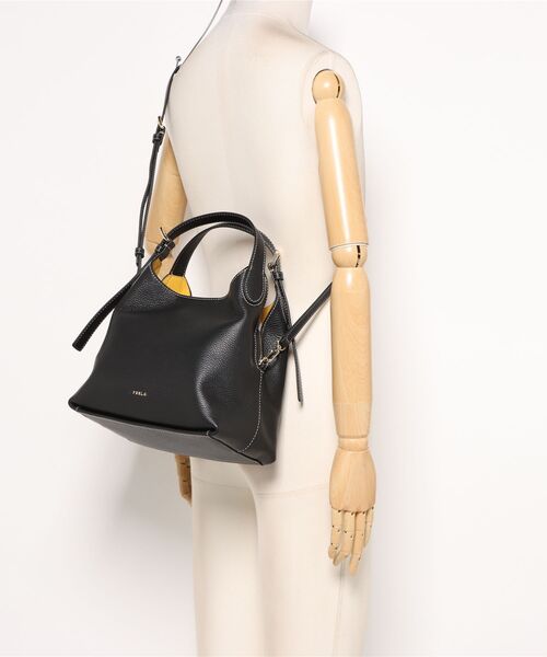 FURLA(フルラ)の「フルラ プリムローズ (Furla Primrose) ホーボーバッグ M(ショルダーバッグ・レディース・ブラウン/ブラック・ONE SIZE)」の12枚目の写真