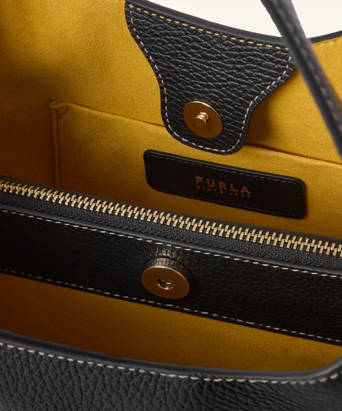 FURLA(フルラ)の「フルラ プリムローズ (Furla Primrose) ホーボーバッグ M(ショルダーバッグ・レディース・ブラウン/ブラック・ONE SIZE)」の5枚目の写真