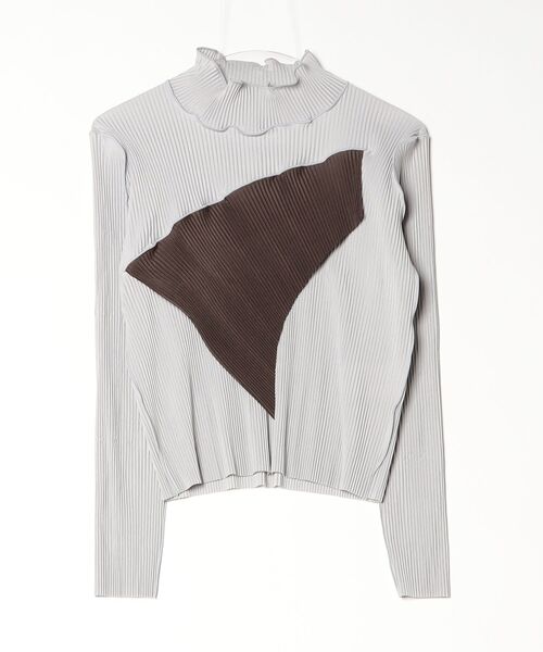kotohayokozawa(コトハヨコザワ)の「todo WAVE TOP LONG SLEEVE HIGH TDX6A-TDWR06(Tシャツ/カットソー・レディース・ブラウン/ベージュ/ネイビー/グリーン/ライトグリーン/ライトブルー/ブラック・SMALL/MEDIUM)」の3枚目の写真