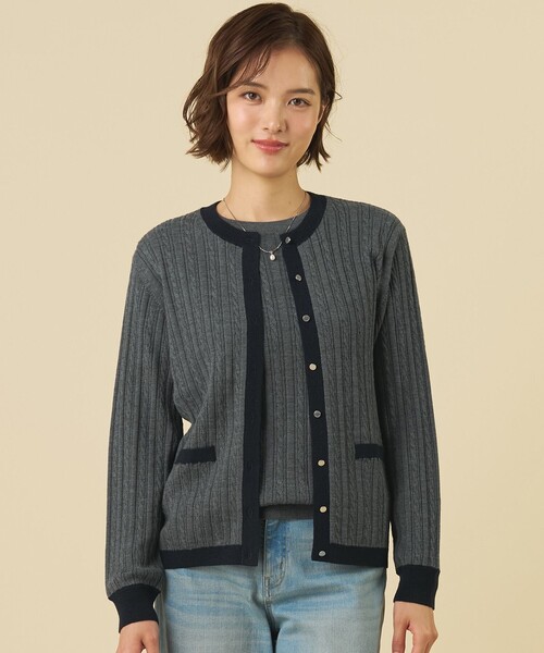 J.PRESS Ladies(J.プレス レディス)の「【人気定番アイテム】KNIT BASIC クルーネック カーディガン(カーディガン/ボレロ・レディース・イエロー系/ネイビー系/ベージュ系/ライトグレー系1・SMALL)」の2枚目の写真