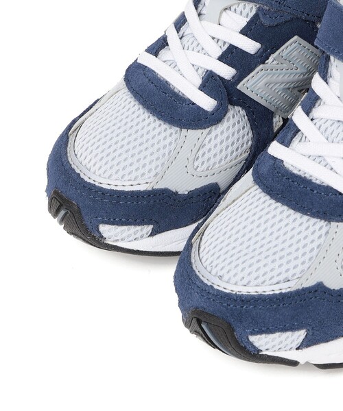 SHIPS(シップス)の「new balance:P2010 スニーカー(スニーカー・キッズ・ネイビー・21/17/18/19/20)」の3枚目の写真
