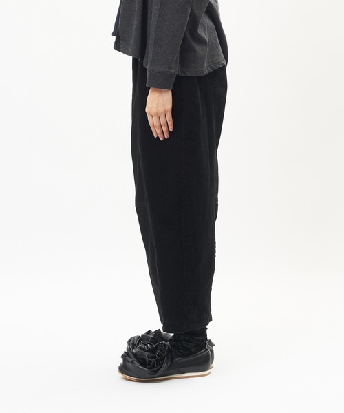 gomme(ゴム)の「切替デニムパンツ(デニムパンツ・レディース・ブラック/インディゴブルー・MEDIUM)」の4枚目の写真
