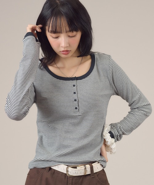 apres jour mignon(アプレジュールミニョン)の「配色ヘンリーリンガー長袖トップス(Tシャツ/カットソー・レディース・イエロー/チャコールグレー/ブルー系その他/ブルー/ピンク・LARGE/フリー)」の4枚目の写真