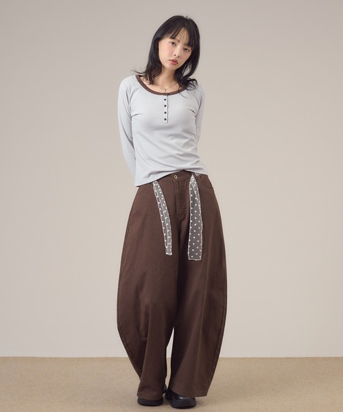 apres jour mignon(アプレジュールミニョン)の「配色ヘンリーリンガー長袖トップス(Tシャツ/カットソー・レディース・イエロー/チャコールグレー/ブルー系その他/ブルー/ピンク・LARGE/フリー)」の19枚目の写真