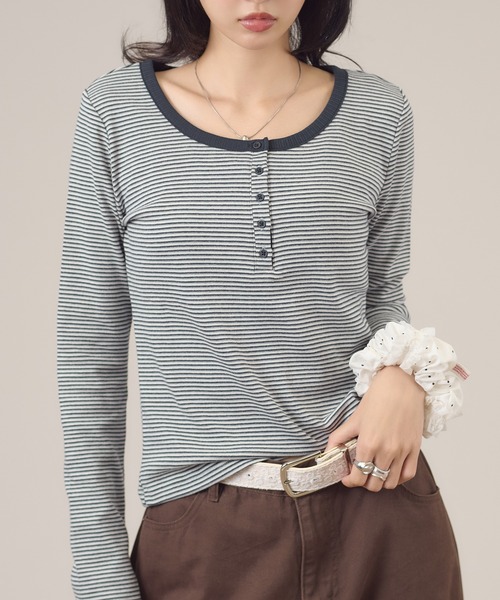 apres jour mignon(アプレジュールミニョン)の「配色ヘンリーリンガー長袖トップス(Tシャツ/カットソー・レディース・イエロー/チャコールグレー/ブルー系その他/ブルー/ピンク・LARGE/フリー)」の7枚目の写真