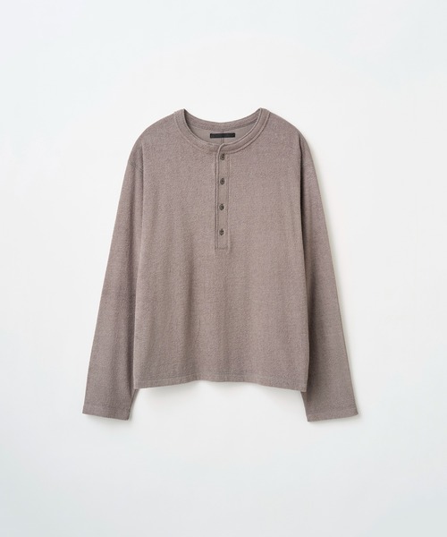 Juha(ユハ)の「SOFT PILE CROPPED HENLEY(Tシャツ/カットソー・メンズ・ブラック/アイボリー/グレイッシュベージュ・4/3)」の15枚目の写真