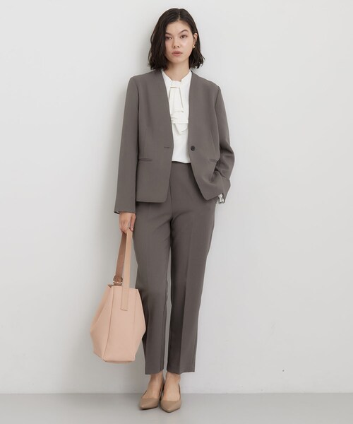 THE SHOP TK （ザ ショップ ティーケー ）の「【セットアップ可】美脚ラインですっきり見え テーパードパンツ（その他パンツ・レディース・スミクロ/ブラウン系その他・12/13）」の14枚目の写真