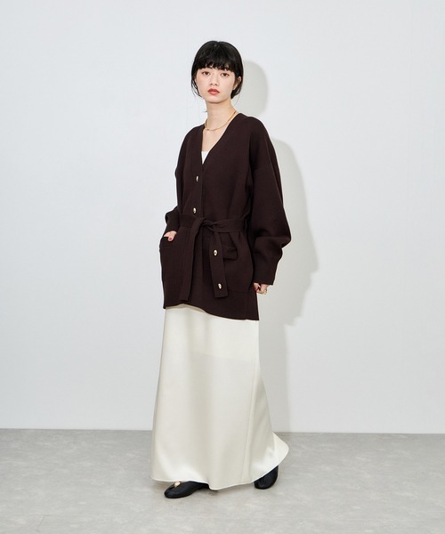 ADAM ET ROPE'(アダムエロペ)の「タックフラットシューズ(パンプス・レディース・ホワイト/ブラック・23.5/23/24.5/24)」の5枚目の写真