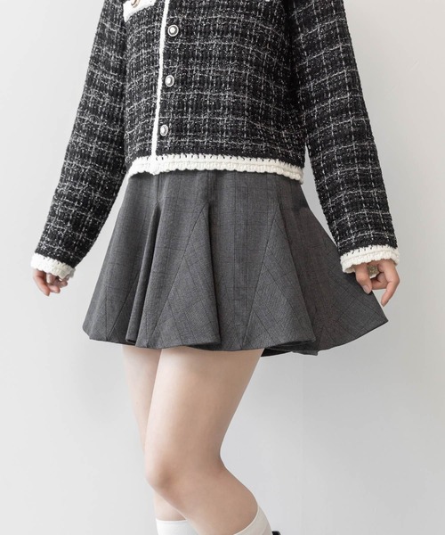 RANDA(ランダ)の「ダブルベルトフレアミニスカート(スカート・レディース・ベージュ/ブラウン/チェック・1/0)」の3枚目の写真
