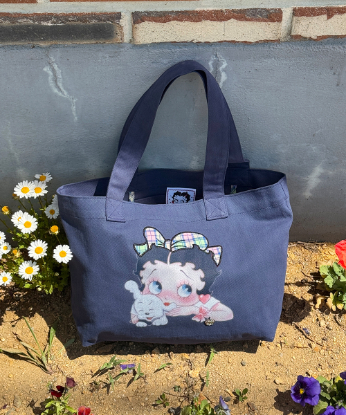 RONRON(ロンロン)の「BETTY BOOP RIBBON APPLIQUE SWEAT SHOULDER BAG NAVY(ショルダーバッグ・レディース・その他・FREE)」の2枚目の写真