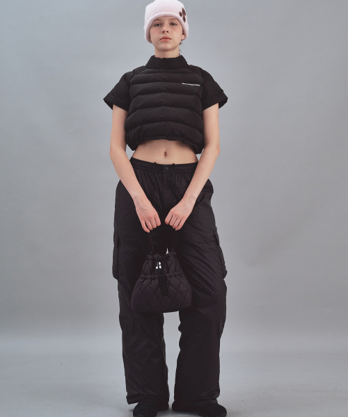 Rest&Recreation（レストアンドレクリエーション）の「QUILTED BUCKET BAG - BLACK（ショルダーバッグ・レディース・その他・ONE）」の4枚目の写真
