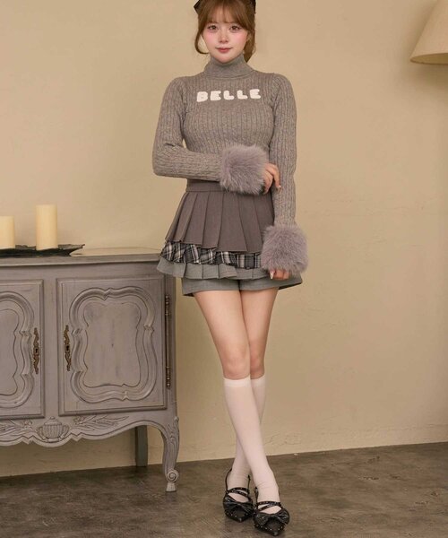 Belle Charme(ベルシャルム)の「【Belle Charme】Belle Logo Fur Sleeve Knit(ニット/セーター・レディース・アイボリー/ピンクベージュ/ブラック/チャコールグレー・FREE)」の6枚目の写真