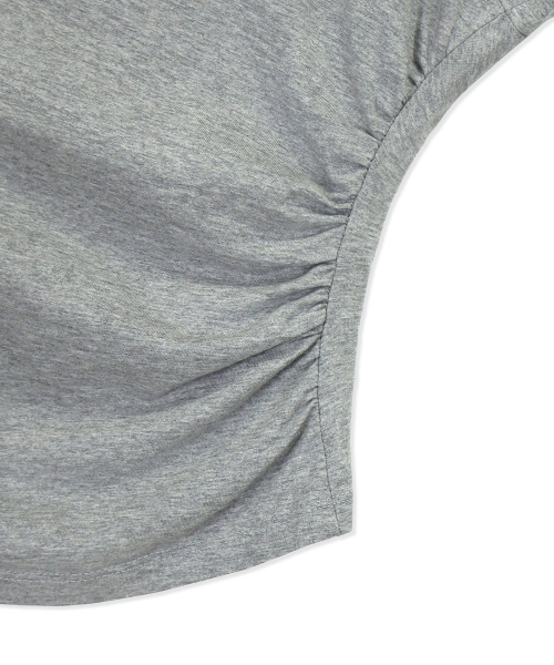 Yuje(ユジェ)の「PUFF SLEEVE TOP (3color,3size)(Tシャツ/カットソー・レディース・ブラック/ライトグレー/ピンクベージュ・SMALL/MEDIUM/X-SMALL)」の13枚目の写真