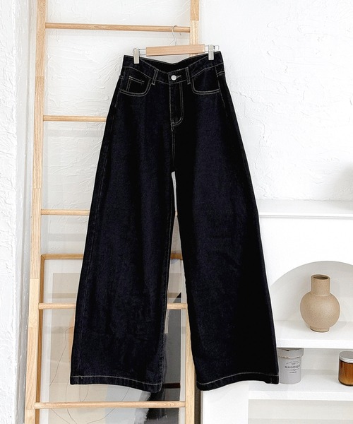 Jewelobe(ジュエローブ)の「濃紺ワイドデニムパンツ(デニムパンツ・レディース・ネイビー・S/M)」の2枚目の写真