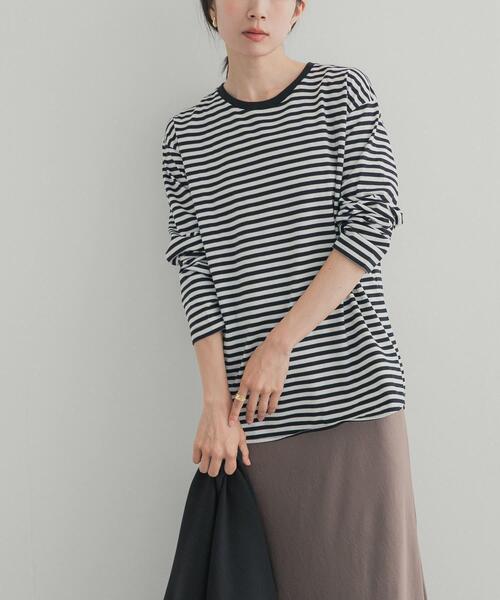 URBAN RESEARCH DOORS(アーバンリサーチドアーズ)の「コットンラウンドヘムカットソー(Tシャツ/カットソー・レディース・ホワイト系その他/オフホワイト・SMALL/MEDIUM)」の14枚目の写真