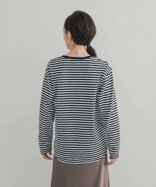 URBAN RESEARCH DOORS(アーバンリサーチドアーズ)の「コットンラウンドヘムカットソー(Tシャツ/カットソー・レディース・ホワイト系その他/オフホワイト・SMALL/MEDIUM)」の10枚目の写真