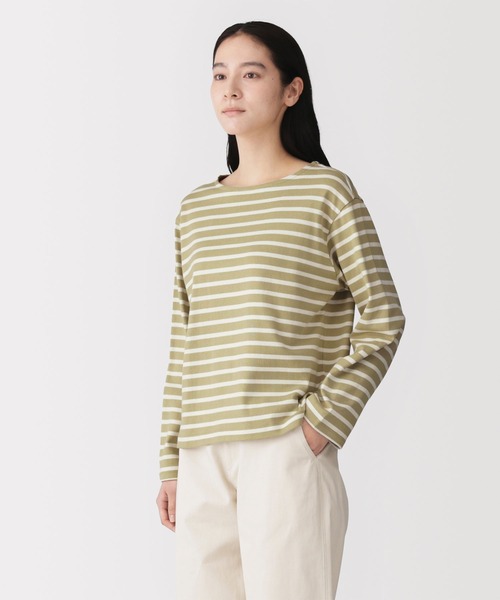 無印良品(ムジルシリョウヒン)の「婦人 太番手ボートネック長袖Tシャツ(Tシャツ/カットソー・レディース・グレー系/グリーン系/チャコールグレー/オフホワイト/ピンク系/ネイビー系・XS/S/M/L/XL/XXL)」の4枚目の写真