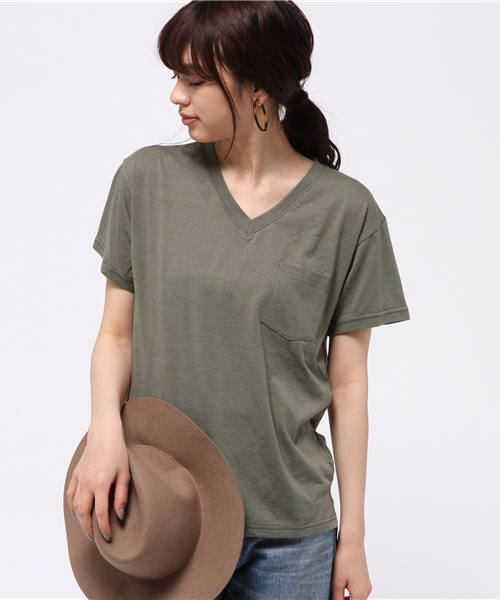 VENCEEXCHANGE（ヴァンスエクスチェンジ）の「ベーシックTシャツ  （Tシャツ/カットソー・レディース・オフホワイト/グレー/コーラル/ブラック/ダークオリーブ・MEDIUM）」の17枚目の写真